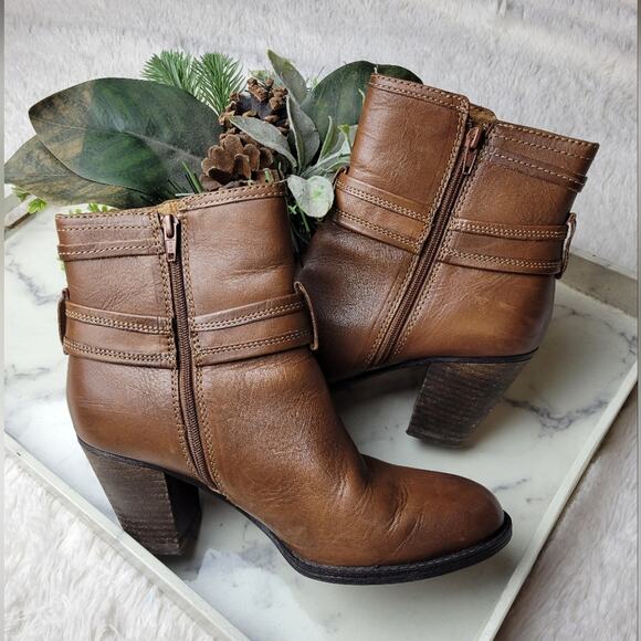 SOFFT By BORN Wyoming Brown Leather Ankle Boots Western Boho Comfort Size 7 - Picture 6 of 13